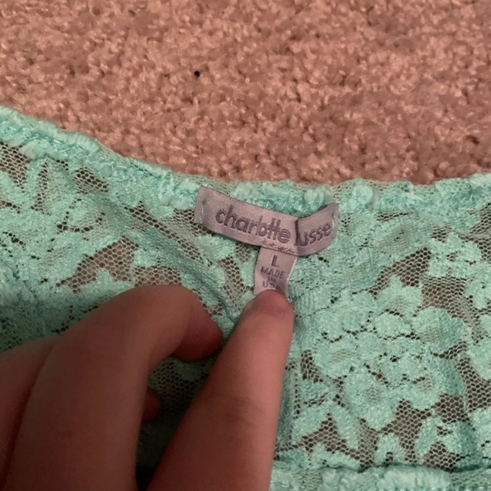 Blouse - Picture 2 of 3